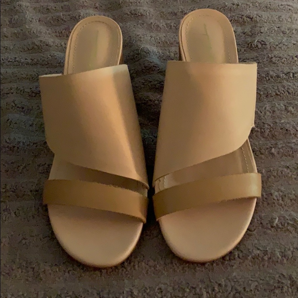 Tabita mules NWT